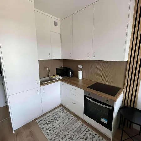 77 Wiktoryn Studio Varšava