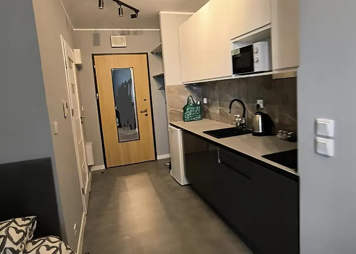 77 Wiktoryn Studio * Warszawa